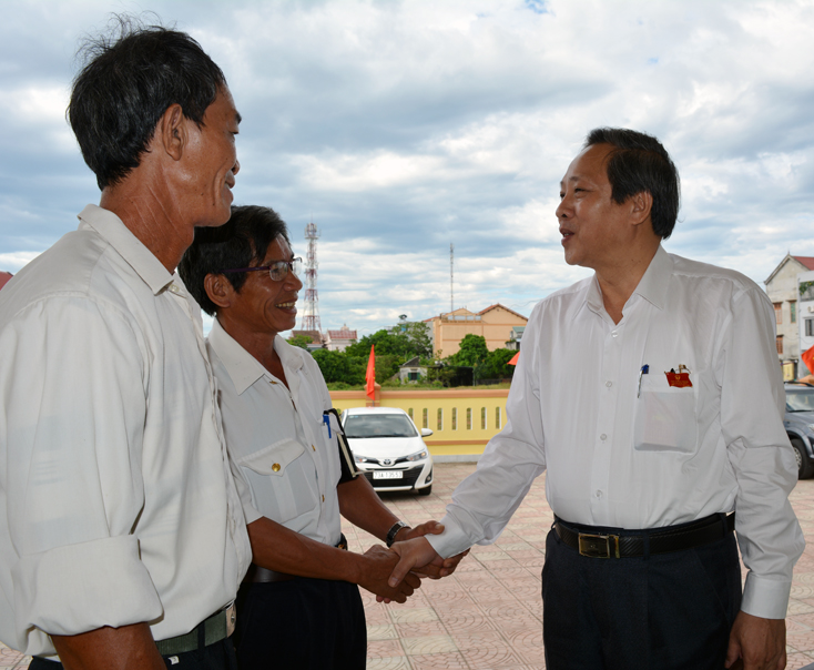 Đại biểu HĐND tỉnh tiếp xúc cử tri trước kỳ họp thường lệ giữa năm 2020