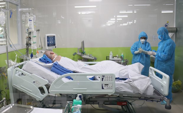 Bệnh nhân 91 phản xạ ho mạnh hơn, chức năng thận dần hồi phục
