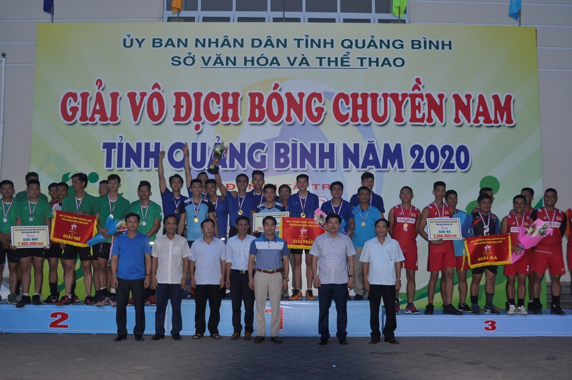 Đội bóng huyện Tuyên Hóa giành giải nhất Giải vô địch bóng chuyền nam tỉnh Quảng Bình