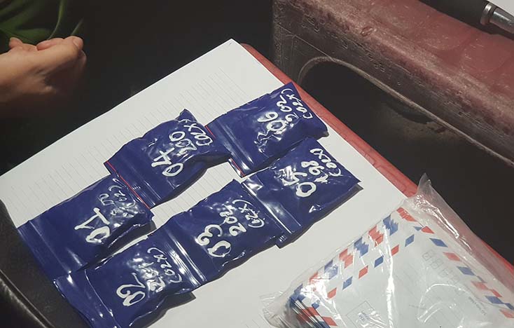 Bắt vụ vận chuyển, mua bán trái phép hơn 1400 viên ma tuý tổng hợp