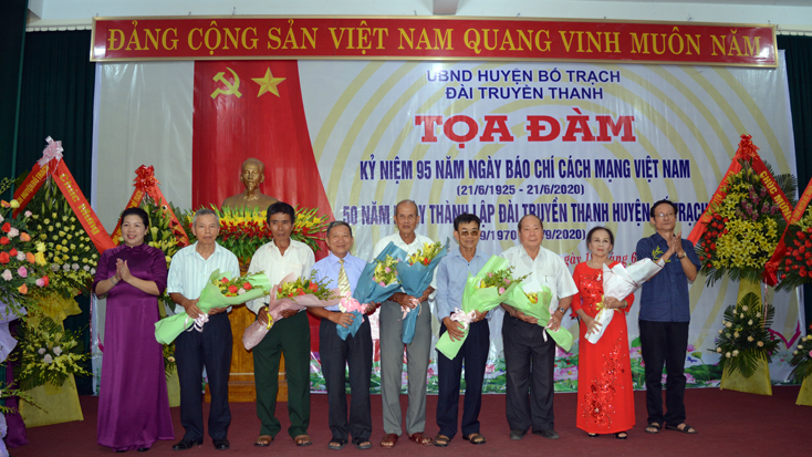 Kỷ niệm 50 năm ngày thành lập Đài Truyền thanh huyện Bố Trạch