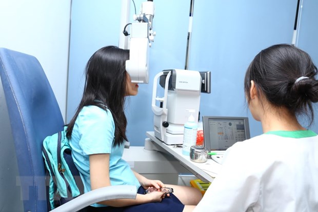 Có tới 90% trẻ bị cận thị là do các thói quen chưa khoa học