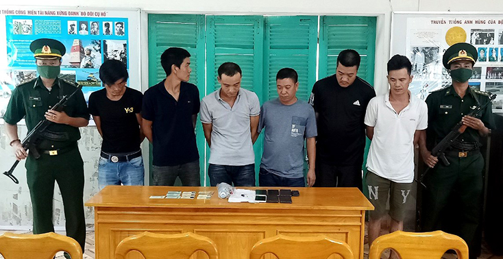 Liên tiếp bắt các đối tượng sử dụng, vận chuyển và buôn bán trái phép ma túy