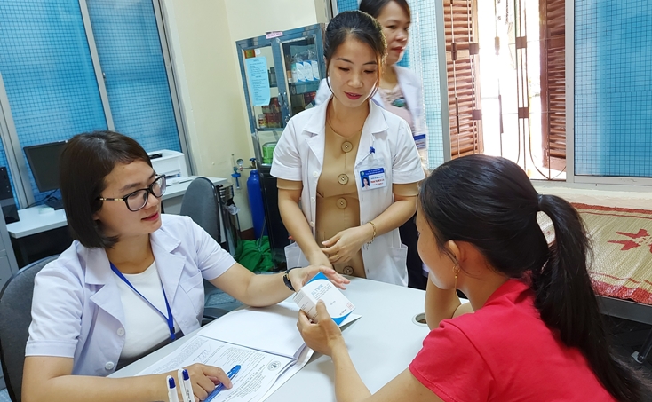 Hướng tới loại trừ lây truyền HIV từ mẹ sang con