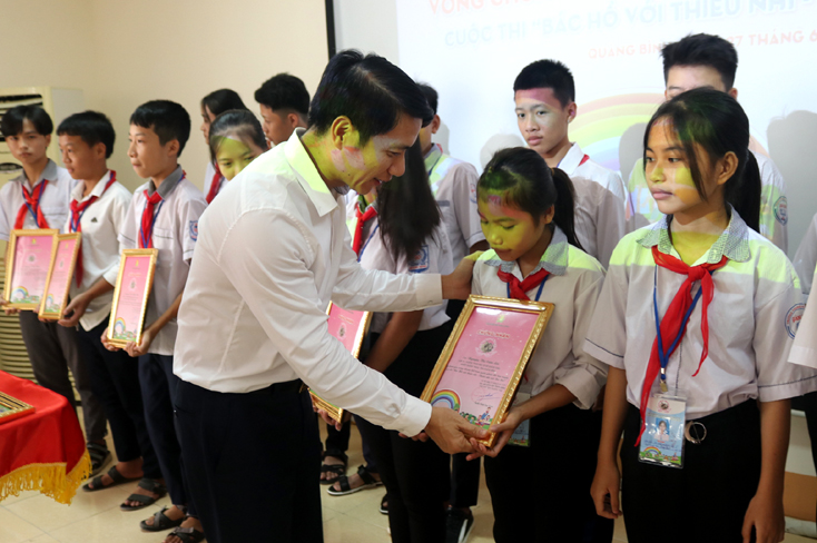 Khai mạc vòng chung kết cuộc thi "Bác Hồ với thiếu nhi - Thiếu nhi với Bác Hồ"
