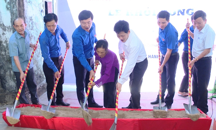 Khởi công xây dựng nhà nhân ái cho cựu thanh niên xung phong