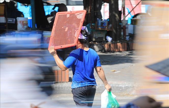 Từ 5 đến 9-7, Bắc Bộ, Bắc và Trung Trung Bộ nắng nóng trên diện rộng, có nơi trên 40 độ C