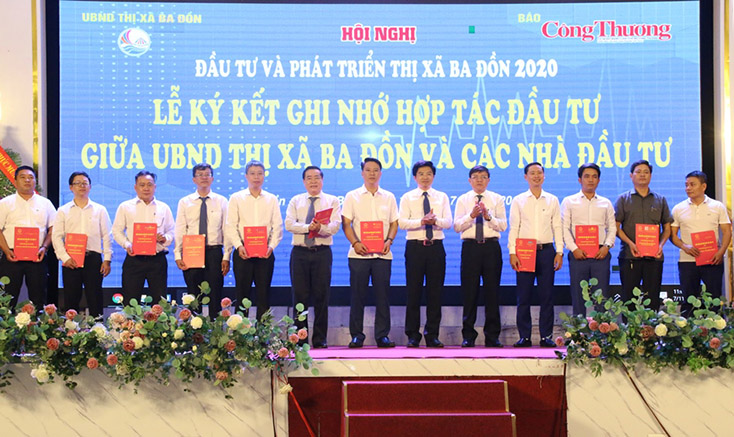 Hội nghị xúc tiến đầu tư và phát triển thị xã Ba Đồn năm 2020