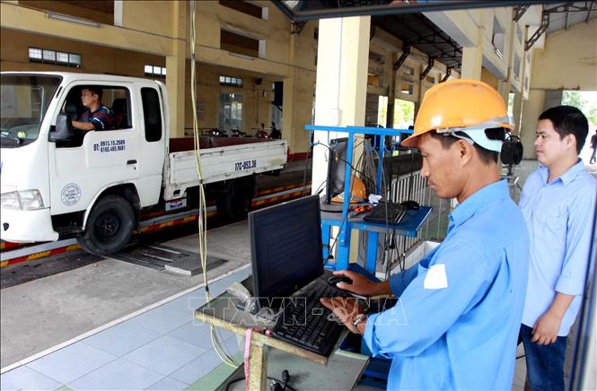 Vì sao Bộ GTVT yêu cầu kiểm tra trung tâm đào tạo lái xe, đăng kiểm?
