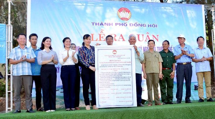 Phát huy sức mạnh toàn dân chung tay xây dựng nông thôn mới