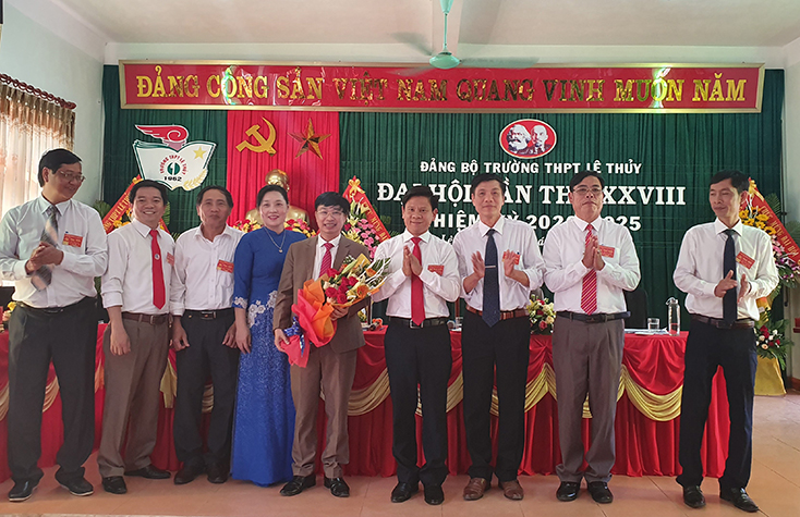 Những kinh nghiệm rút ra từ đại hội đảng cấp cơ sở ở Lệ Thuỷ