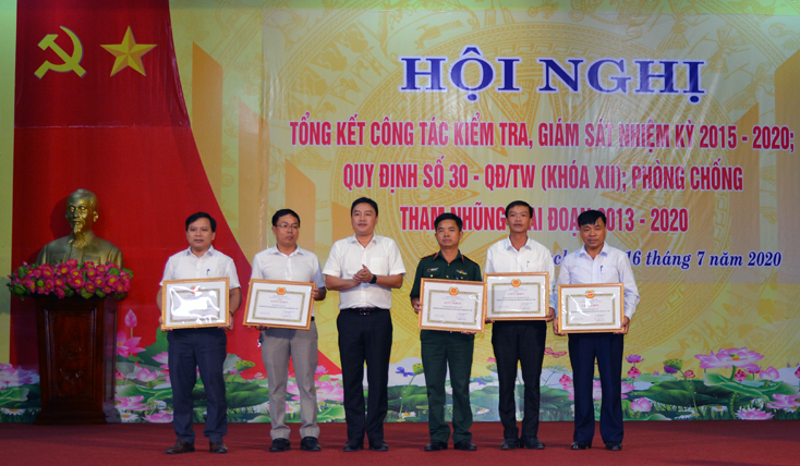 Bố Trạch: Thực hiện có hiệu quả công tác kiểm tra, giám sát và kỷ luật trong Đảng