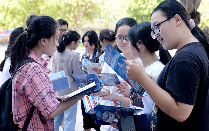 ĐH Kinh tế Quốc dân thông báo tiếp nhận du học sinh bị ảnh hưởng Covid-19