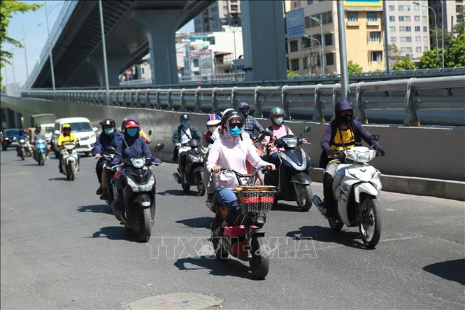 Ngày nắng nóng cần ăn uống, sinh hoạt thế nào để không mắc bệnh?