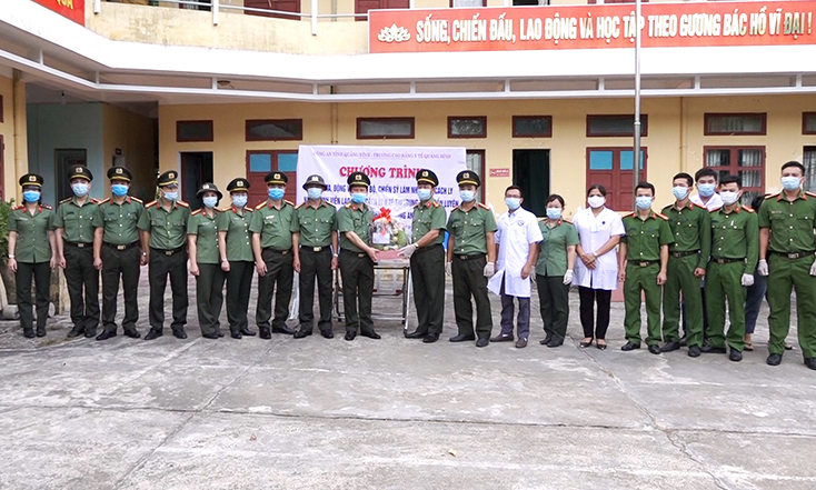 Lãnh đạo Công an tỉnh thăm cơ sở cách ly tập trung