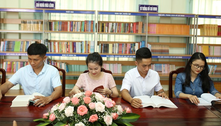 Điểm sáng về công tác giáo dục lý luận chính trị