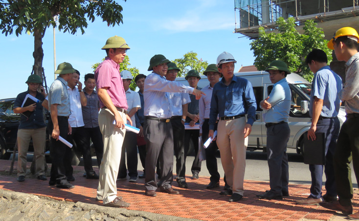 Tập trung giải quyết dứt điểm công tác giải phóng mặt bằng