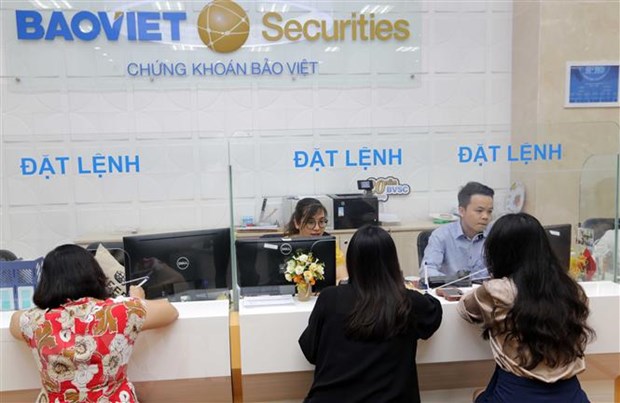Chứng khoán Việt Nam có phiên hồi phục ấn tượng đầu tháng 8