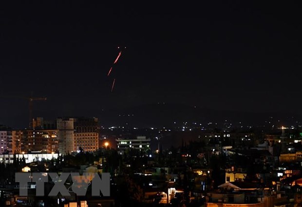 Israel tiến hành không kích các mục tiêu quân sự của Syria