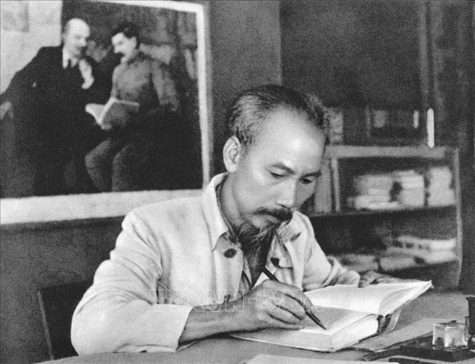 Tổ chức cuộc thi 'Đọc và tự học suốt đời theo tấm gương Chủ tịch Hồ Chí Minh'