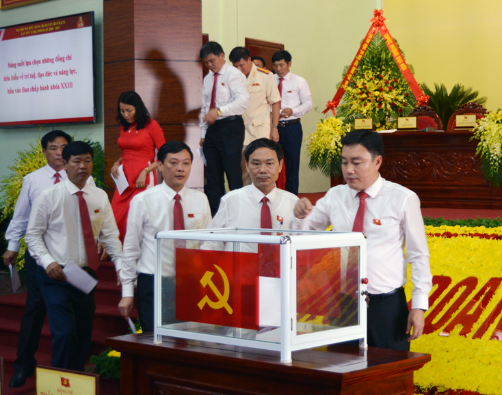 Khai mạc Đại hội đại biểu Đảng bộ huyện Bố Trạch lần thứ XXIII