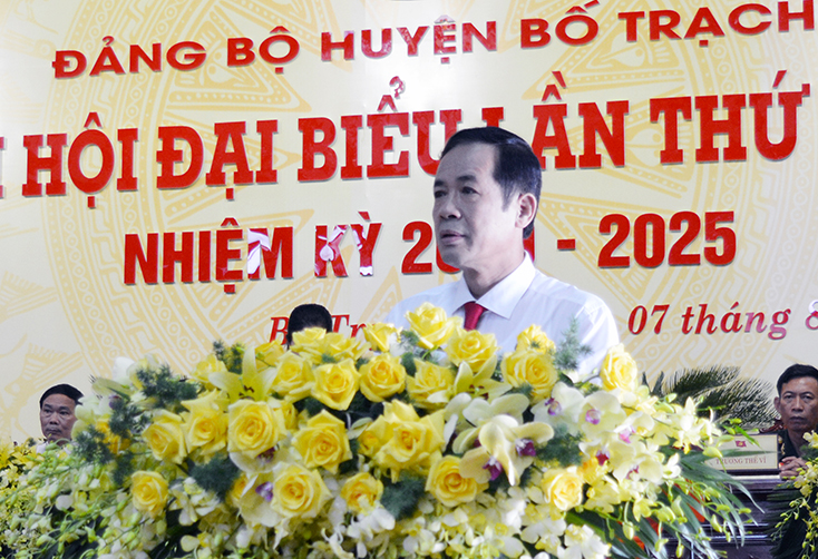 Đoàn kết, nhất trí, nâng cao hơn nữa ý chí tự lực, tự cường, tranh thủ thời cơ, đưa Bố Trạch phát triển nhanh hơn, vững chắc hơn (*)