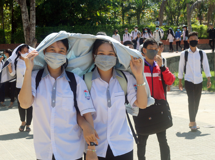 An toàn, nghiêm túc, kiểm soát dịch Covid-19 nghiêm ngặt