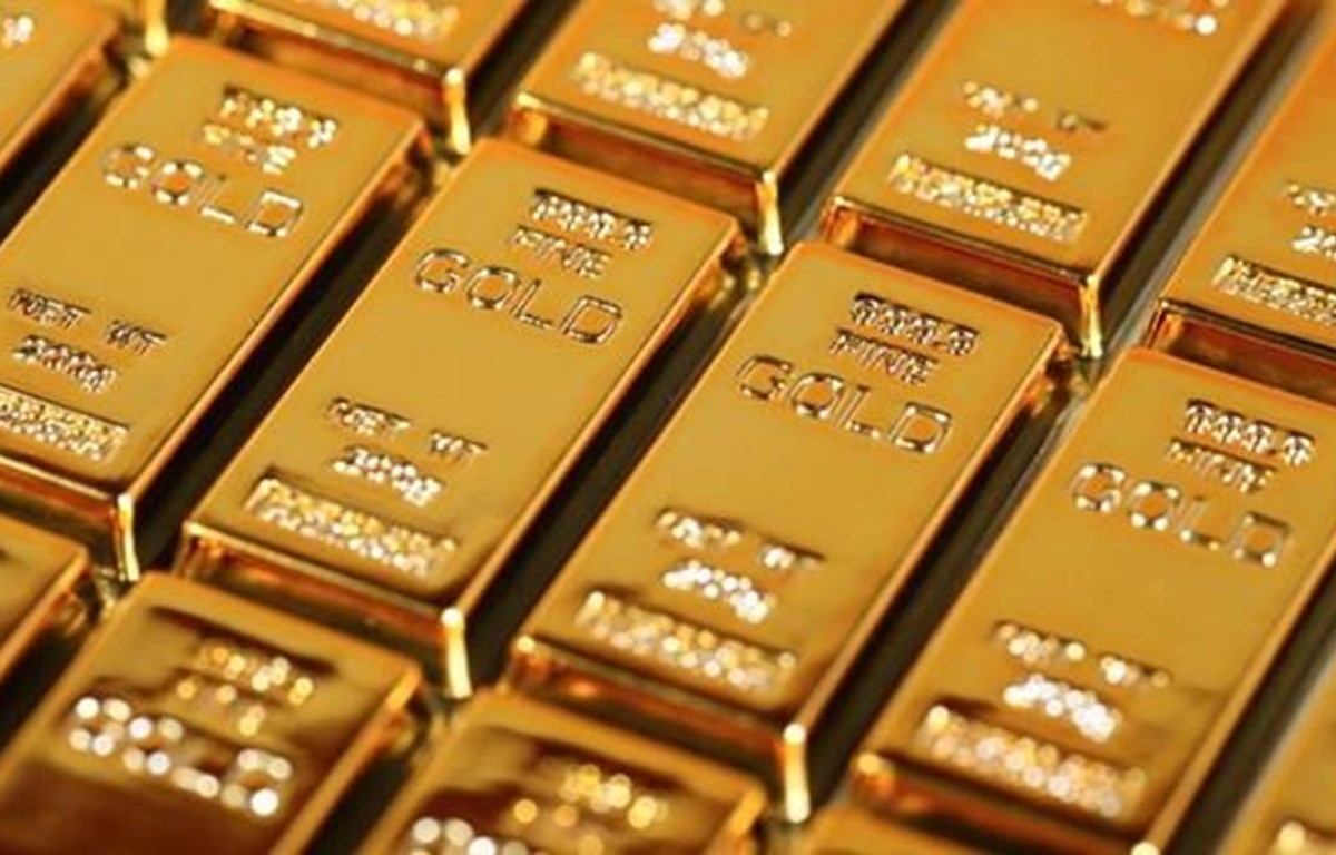 Giá vàng thế giới lại đảo chiều đi lên trong phiên 12-8