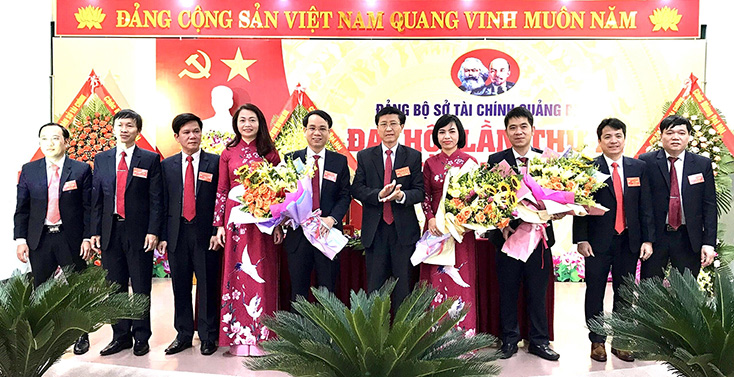 Tăng cường xây dựng Đảng bộ vững mạnh toàn diện, phấn đấu hoàn thành xuất sắc nhiệm vụ trong giai đoạn mới