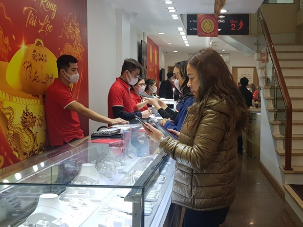 Giá vàng trong nước quay đầu giảm gần 700.000 đồng mỗi lượng