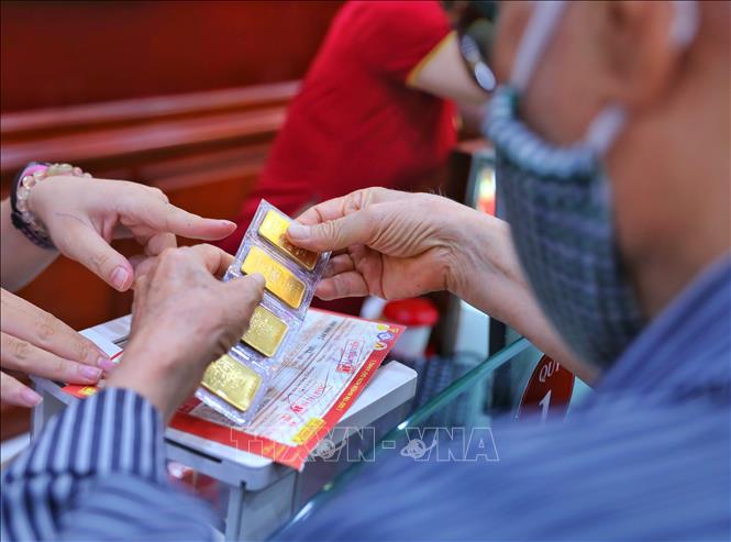 Giá vàng trong nước lại vượt ngưỡng 58 triệu đồng/lượng