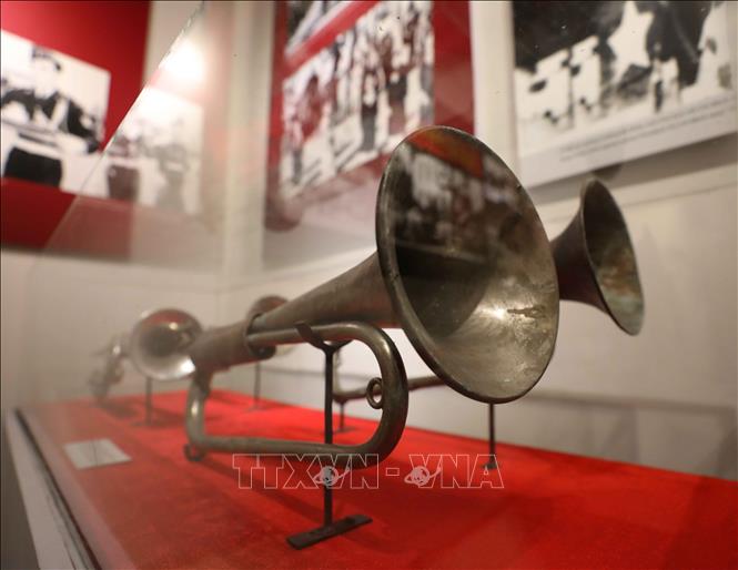 Khai mạc triển lãm 'Cách mạng tháng Tám - Mốc son lịch sử'