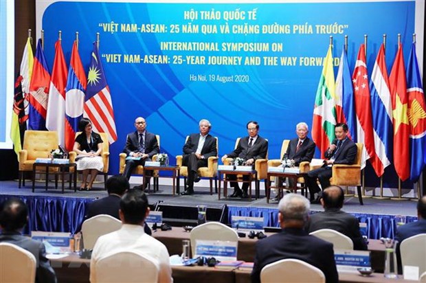 Việt Nam-ASEAN: 25 năm qua và chặng đường phía trước