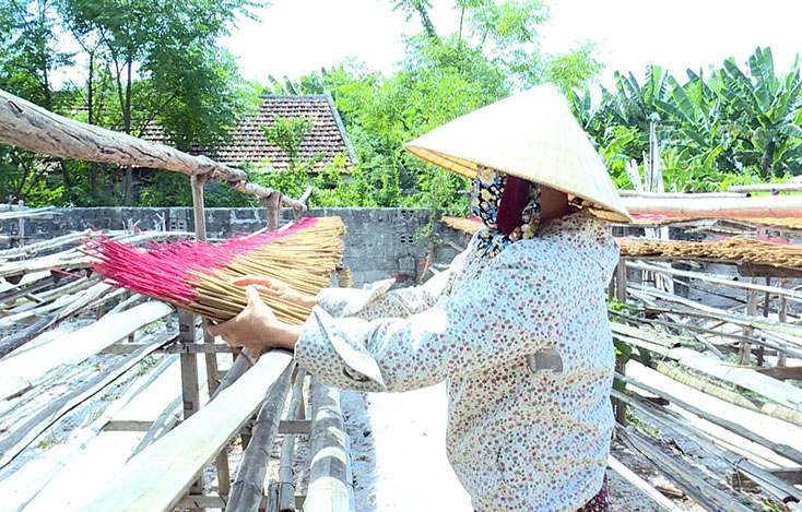 Phụ nữ Quảng Phương tiết kiệm theo gương Bác