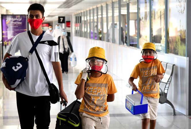COVID-19 tới 6h sáng 26-8: Thế giới trên 24 triệu người nhiễm, Mỹ vượt 180.000 ca tử vong