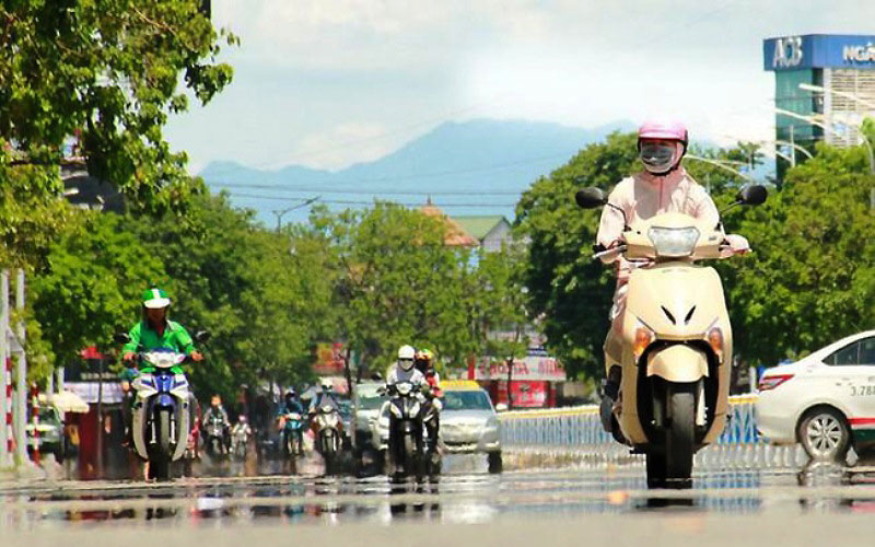 Đợt nắng nóng ở miền Trung kéo dài đến 28-8