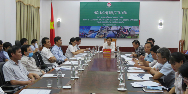 Xây dựng kế hoạch phát triển KT-XH và đầu tư công giai đoạn 2021-2025, năm 2021 vùng miền Trung-Tây Nguyên