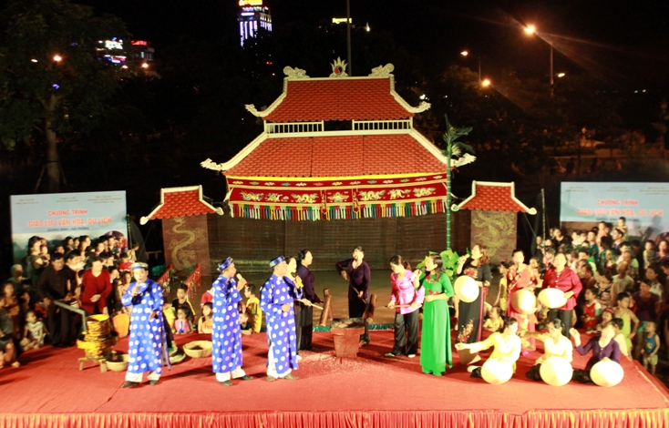 Như một làn điệu hò khoan