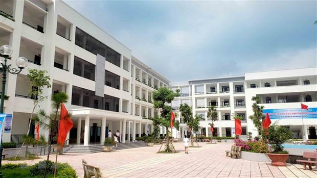 Điều chỉnh nội dung 10 môn học trung học cơ sở, trung học phổ thông
