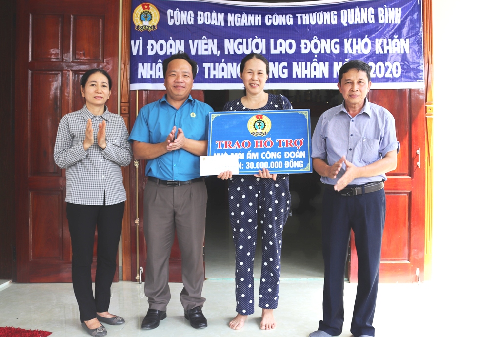 Những "Mái ấm công đoàn"
