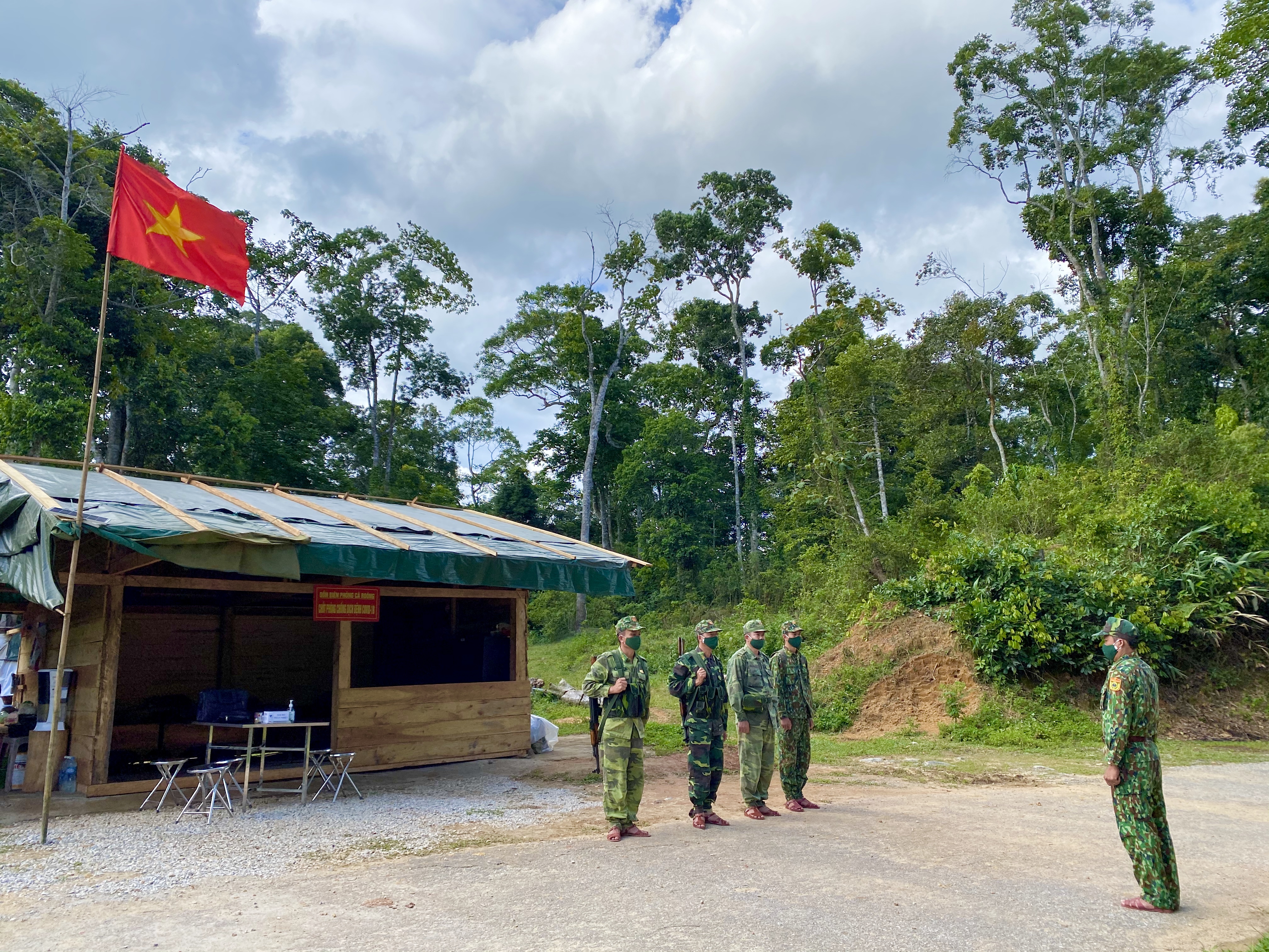 Chống Covid-19 nơi biên giới