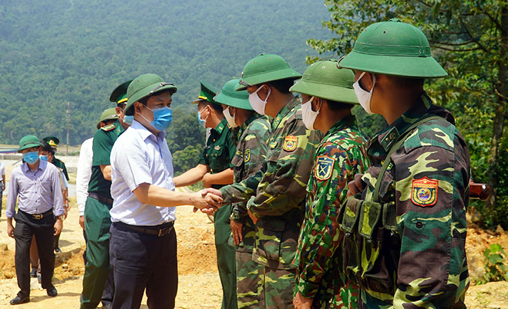 Đồng chí Bí thư Tỉnh ủy kiểm tra tại Khu kinh tế cửa khẩu Cha Lo