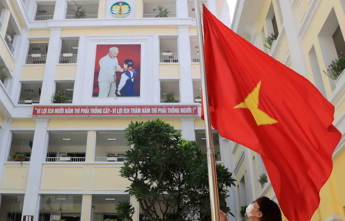 Ngày khai giảng: Các khu vực ngày nắng nóng, chiều tối và đêm có mưa