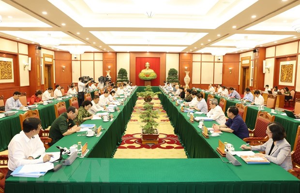 Bộ Chính trị làm việc về đại hội 10 đảng bộ trực thuộc Trung ương