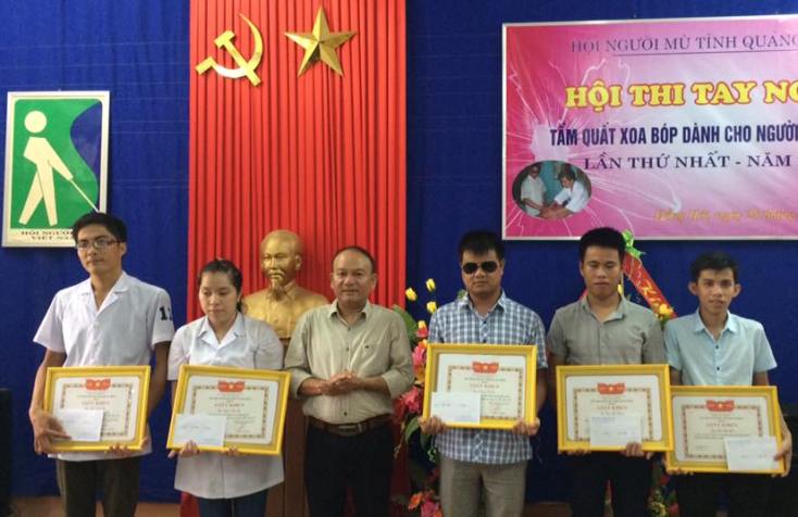 Hành trình 20 năm giúp người mù hòa nhập cộng đồng