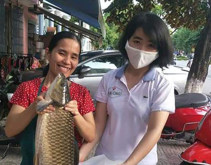 Ủng hộ tiêu thụ sản phẩm cá trắm sông Son