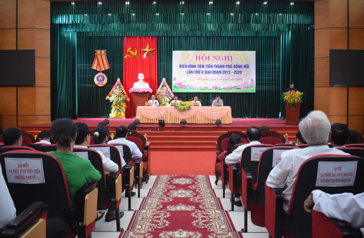 TP. Đồng Hới tổ chức hội nghị điển hình tiên tiến lần thứ V