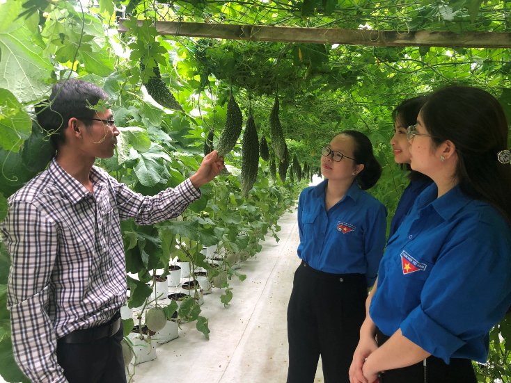Hỗ trợ thanh niên làm chủ khoa học công nghệ