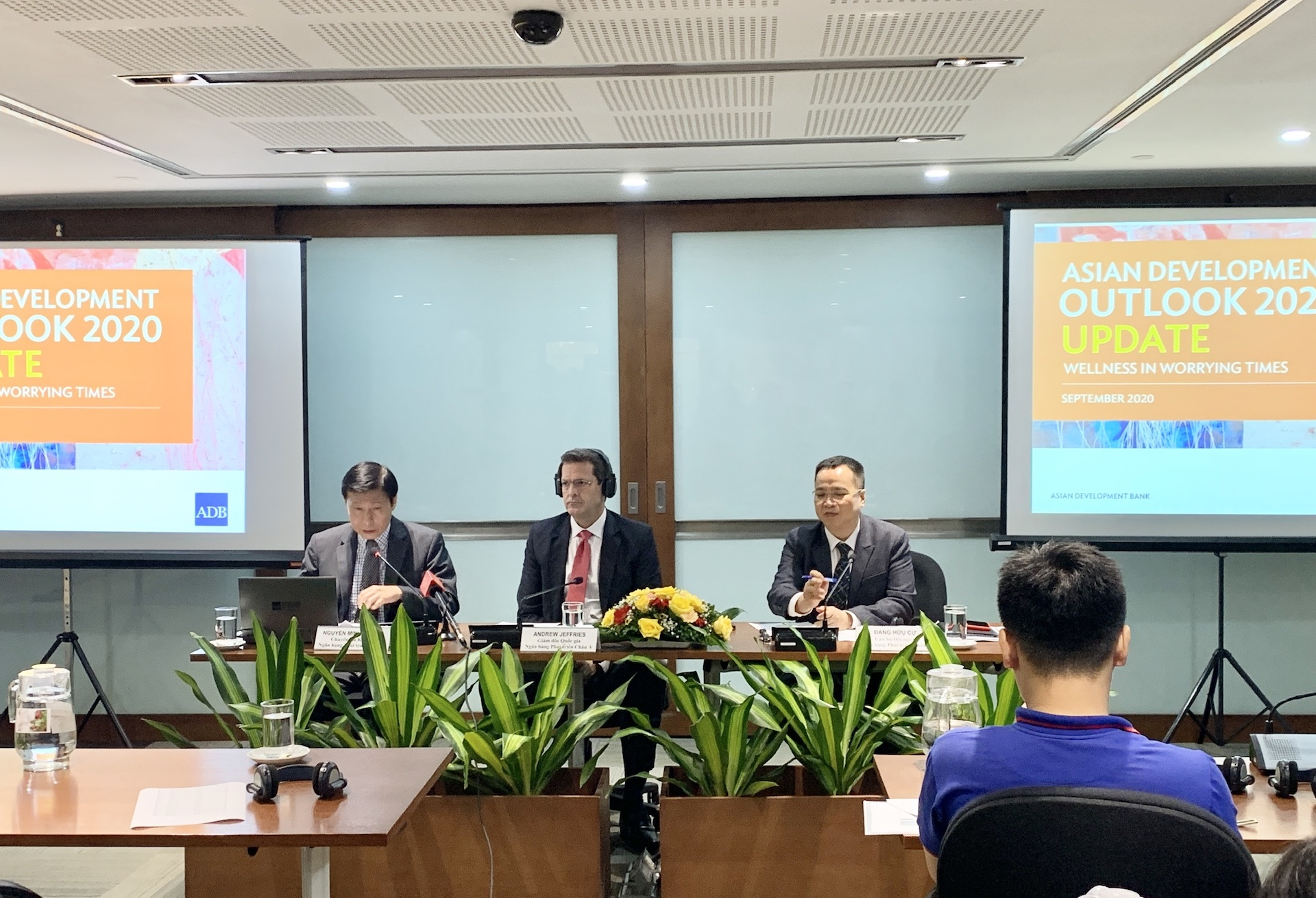 ADB: Kinh tế Việt Nam vẫn đứng vững trước COVID-19