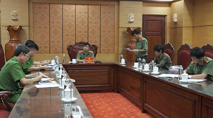 Giám đốc Công an tỉnh tiếp công dân định kỳ tháng 9-2020